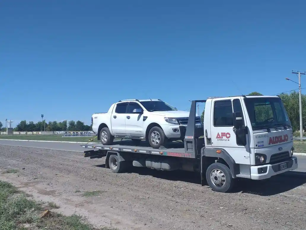 Servicio de Auxilio Mecánico 24hs - Auxilios FC