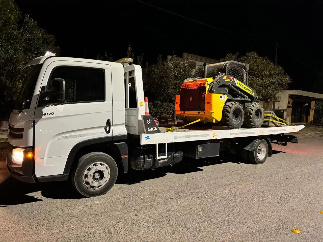 Servicio de Traslado de Maquinaria - Auxilios FC