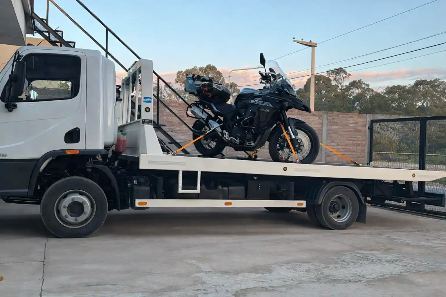 Servicio de Traslado de Motos - Auxilios FC